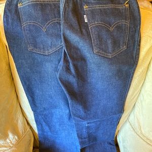 Women vintage Levi’s  big E! Very RARE!!